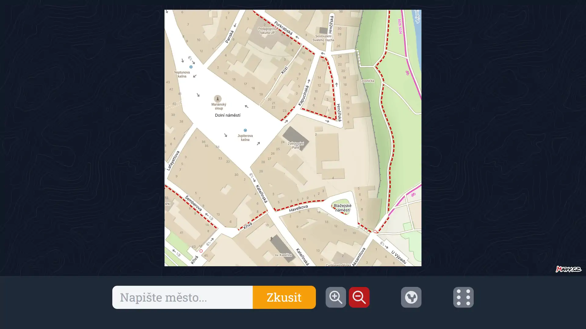 Snímek obrazovky ze hry Blízkoměsta